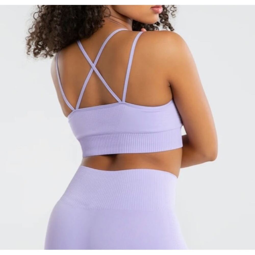 Women's Best Power Seamless‎ Sports Bra. XS. Lilac
